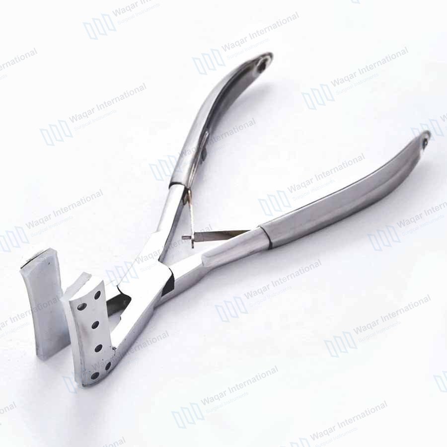 Salon Tools Color — surgical instruments manufactured by Waqar International, Sialkot