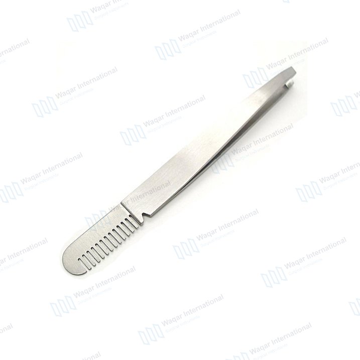Eyebrow Tweezers Slanted Label Eyelash Eyebrow Plucking — beauty instruments manufactured by Waqar International, Sialkot