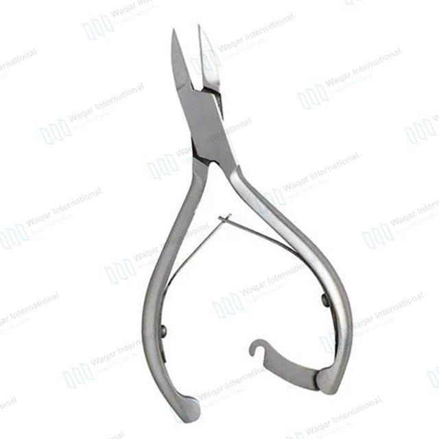 Custom-Made Luxury Stainless Steel Nail Nippers Curved Blade — beauty instruments manufactured by Waqar International, Sialkot