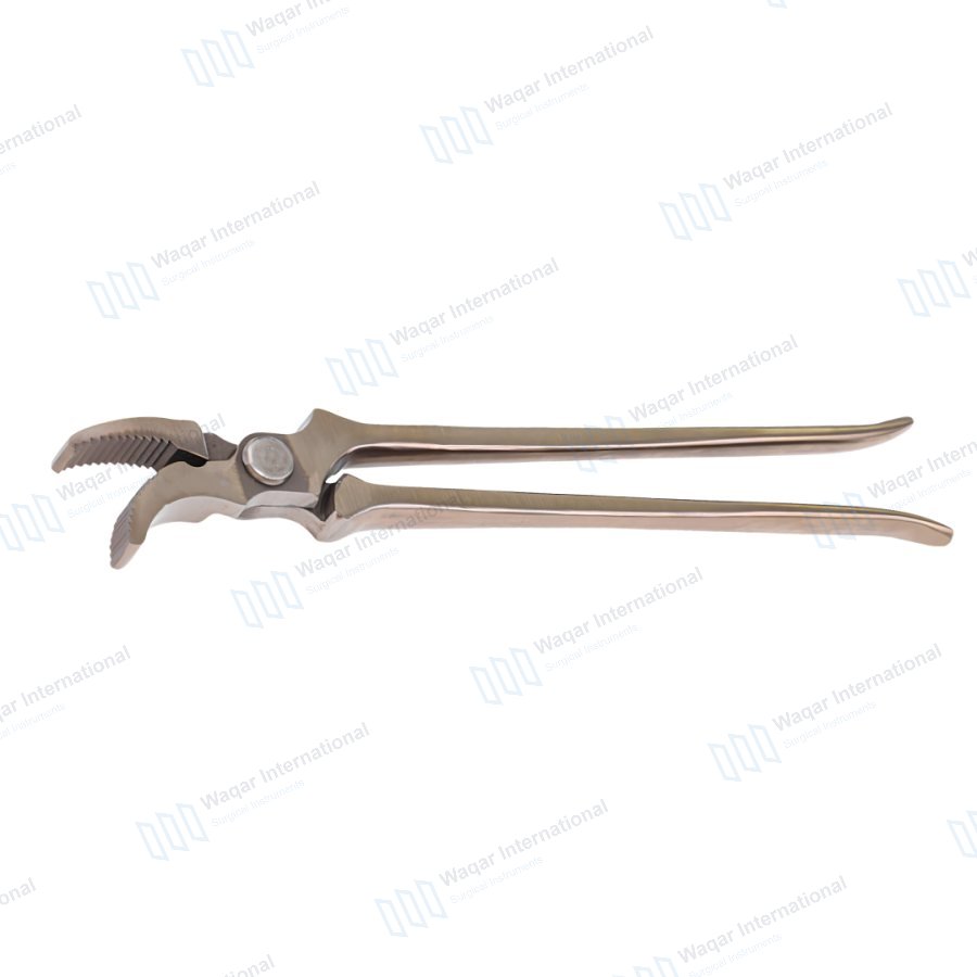Farrier Hoof Clinchers Forged Steel Curved Jaw Hoof — veterinary instruments manufactured by Waqar International, Sialkot