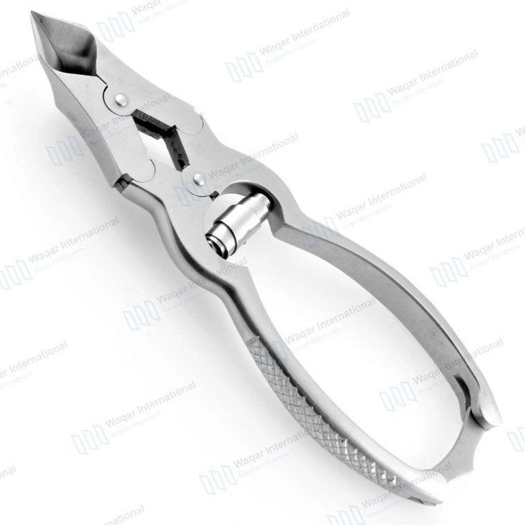 3-Piece Stainless Steel Nail Clippers Cuticle Cutter Nippers Curved — beauty instruments manufactured by Waqar International, Sialkot
