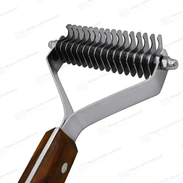 De-shedding Rake 16 Blades for Dogs Cats 7.5″ Pet Grooming Dematting Comb - veterinary instruments manufactured by Waqar International, Sialkot - view 5