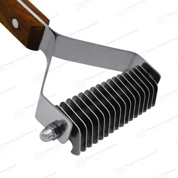 De-shedding Rake 16 Blades for Dogs Cats 7.5″ Pet Grooming Dematting Comb - veterinary instruments manufactured by Waqar International, Sialkot - view 6