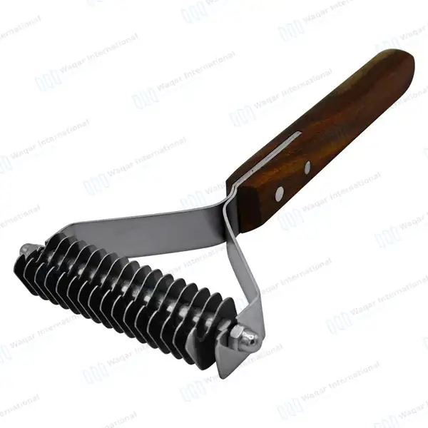 De-shedding Rake 16 Blades for Dogs Cats 7.5″ Pet Grooming Dematting Comb - veterinary instruments manufactured by Waqar International, Sialkot - view 7