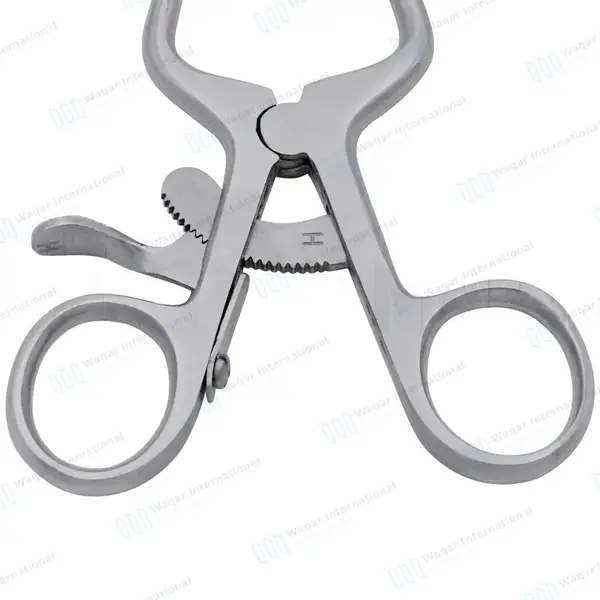 Weitlaner Retractor 4.5″ 2×3 Prongs Blunt - surgical instruments manufactured by Waqar International, Sialkot - view 6