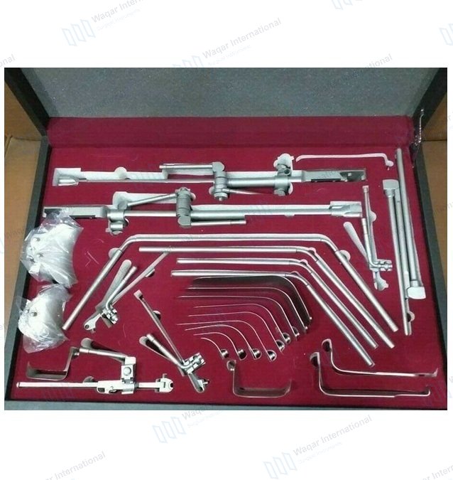 Retractors — surgical instruments manufactured by Waqar International, Sialkot
